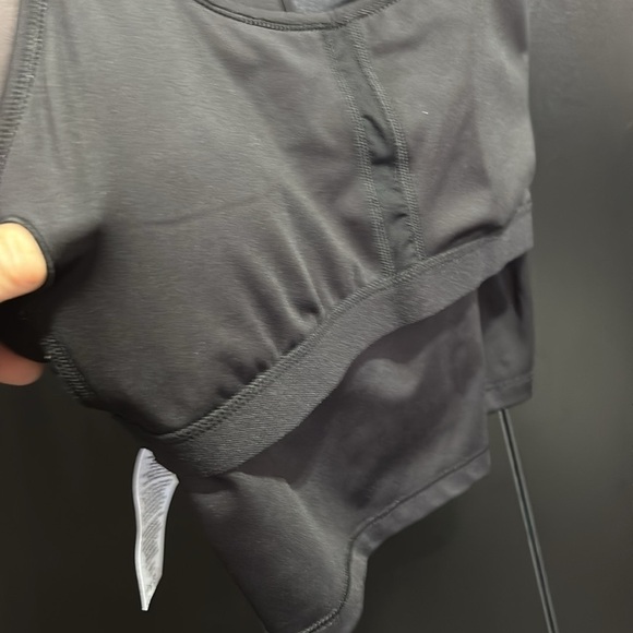 Calvin Klein Performance stretch racerback scoop neck,crop,removable pads - Picture 5 of 6